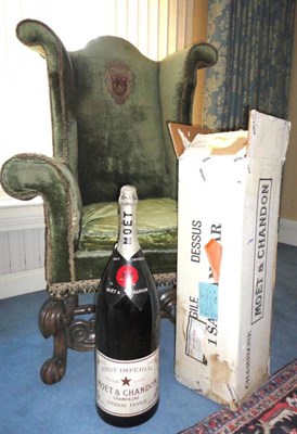 Lot 242 - Moet & Chandon, NV champagne, salmanazar (9 litre), with original card box