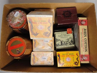 Lot 342 - La Flor de la Isabela Corona, two 'barrels' of 25; H.S Brand No.1, box of 50; Tea Pot Brand...