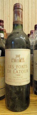 Lot 1048 - Chateau Les Forts De Latour 1992, Pauillac U: into neck