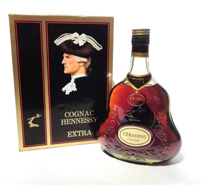 Lot 1235 - Hennessy 'Extra' Cognac, forerunner to Hennessy Paradis, circa 1970s, 24fl oz, 70°, in...