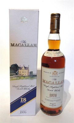 Lot 1373 - The Macallan 18 Year Old Distilled 1976, matured in sherry wood and bottled in 1995, 43%, 70cl,...