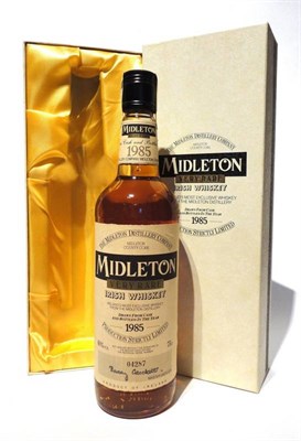 Lot 1386 - Midleton Very Rare 1985, Very Rare Irish Whiskey, limited edition No. 4287, 75cl, 40%, with...