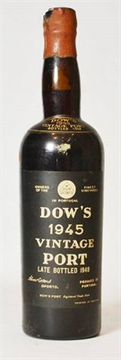 Lot 1174 - Dow 1945, vintage port U: into neck, part of capsule missing