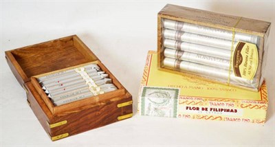 Lot 1229 - Villiger Premium No.7, box of 28; Backgammon Coronas Especiales, box of 10; Flor de Filipinas...