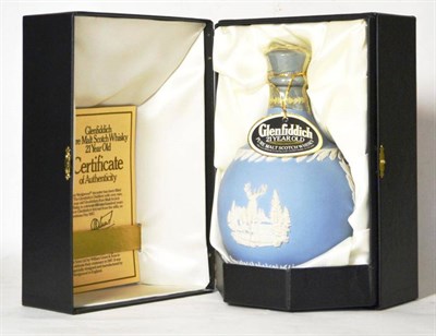 Lot 1257 - Glenfiddich 21 Year Old Wedgwood Decanter, 750ml., 43% Vol., complete with presentation box,...