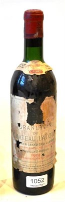 Lot 1052 - Chateau Latour 1959, Pauillac U: upper shoulder, many losses to label