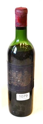 Lot 1079 - Chateau Palmer 1961, Margaux U: mid shoulder, nicked capsule