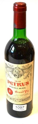 Lot 1097 - Petrus 1978, Pomerol U: upper/top shoulder