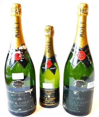 Lot 1134 - Moet & Chandon Brut 1985, vintage champagne; Moet & Chandon Brut 1990, vintage champagne,...