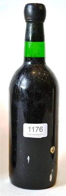 Lot 1176 - Graham 1970, vintage port  U: into neck, no label, clear capsule