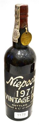 Lot 1178 - Niepoort 1977, vintage port  U: into neck