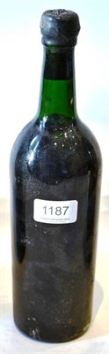 Lot 1187 - Taylor 1966, vintage port U: top shoulder, no label, clear capsule