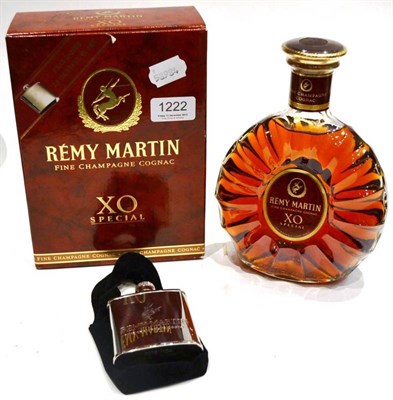 Lot 1222 - Remy Martin XO Special, 70cl, 40%, with original box and with presentation 2.5oz steel spirit flask