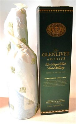 Lot 1278 - Glenlivet Archive 15 Year Old, litre, 43%