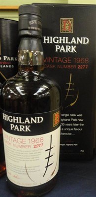 Lot 1284 - Highland Park Vintage 1968 Cask 2277, 35 Year Old, bottled 2003, 70cl, 51.2%, in original...