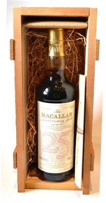 Lot 1318 - Macallan Over 25 Year Old Anniversary Malt, distilled 1958/1959, bottled 1985, 75cl. Single...