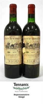 Lot 1001 - Chateau Angludet 1970, Margaux (x12) (twelve bottles) U:11x upper/top shoulder, 1x mid...