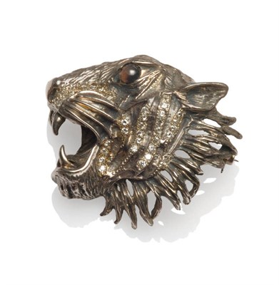 Lot 47 - A Tiger's Head Brooch, the open mouthed tiger's head, realistically modelled, set with a...