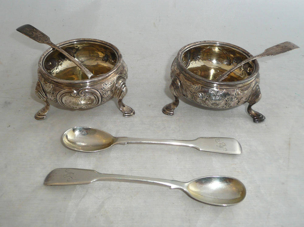 Lot 263 - A Pair of Georgian Cauldron Salts and Two Pairs of Silver Mustard Spoons, each inscribed with...