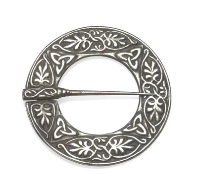 Lot 1075 - An Iona Plaid Brooch, by Alexander and Euphemia Ritchie,  with entwined foliage and celtic...