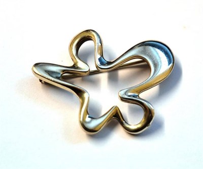 Lot 1107 - A Silver Brooch, by Georg Jensen, of abstract form, measures 4.8cm by 3.9cm