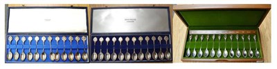 Lot 1021 - A Set of Modern ";The Royal Horticultural Society Flower Spoons";, John Pinches, Sheffield 1973, in