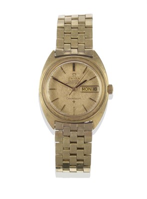 Lot 1185 - An 18ct Gold Automatic Calendar Centre Seconds Wristwatch, signed Omega, Chronometer Officially...