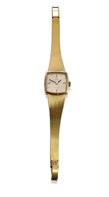 Lot 1265 - A Lady's 18ct Gold Wristwatch, signed Omega, Geneve, circa 1972, (calibre 620) lever movement...