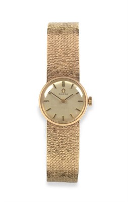 Lot 2075 - A Lady's 9ct Gold Wristwatch, signed Omega, 1967, (calibre 620) lever movement numbered...
