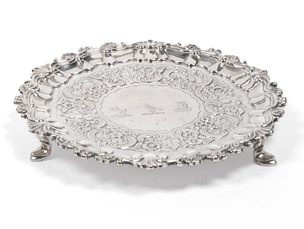 Lot 2249 - A William IV Irish Silver Waiter, James