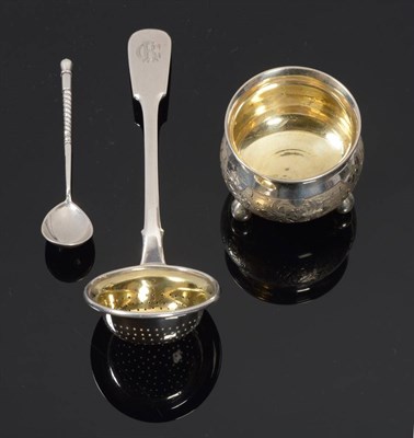 Lot 2280 - A Russian Silver Salt Cellar, probably Andrei Beckman, Moscow 1869, cauldron form with engraved...
