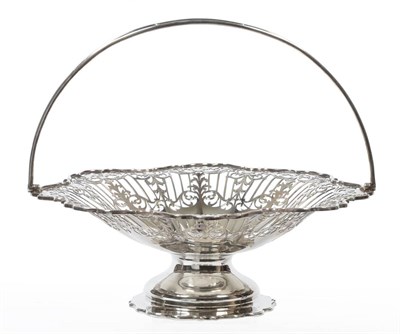 Lot 2316 - A George V Silver Cake Basket, John Round & Son Ltd (Joseph Ridge), Sheffield 1912, the shaped...