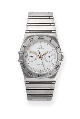 Lot 2186 - A Stainless Steel Calendar Centre Seconds Wristwatch, signed Omega, model: Constellation, circa...