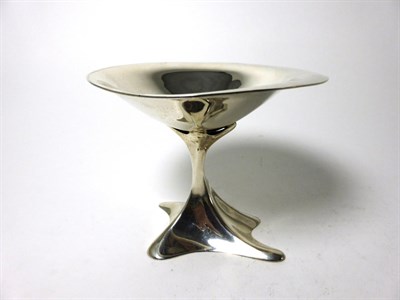 Lot 2320 - A Modern Silver Pedestal Dish, JS, Sheffield 2003, with a circular bowl and sweeping pedestal foot