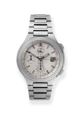 Lot 2240 - A Titanium Calendar Chronograph Wristwatch, signed Baume & Mercier, Geneve, circa 1990, quartz...