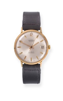 Lot 2257 - A 9ct Gold Automatic Calendar Centre Seconds Wristwatch, signed Roamer, model: Rotodate, 1965,...