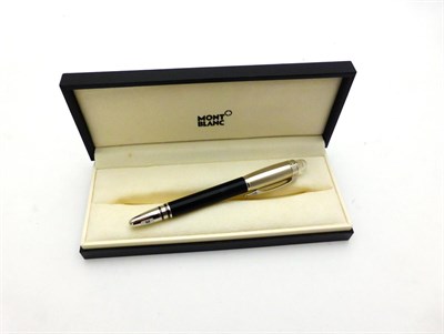 Lot 2317 - Montblanc: A StarWalker Fountain Pen, nib: M, model: 38009, in original presentation case with slip