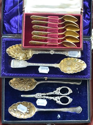 Lot 2214 - A Set of Six Soviet Russia Silver Gilt and Enamel Teaspoons, Leningrad 875 standard post 1958,...