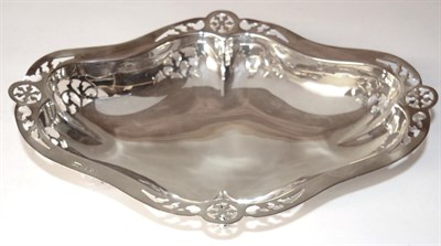 Lot 2244 - A George VI Silver Dish, Sheffield 1939, of lobed oval form pierced with stylised foliate panels on