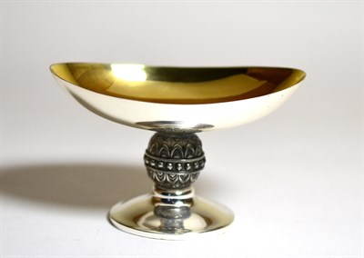 Lot 2249 - An Elizabeth II Parcel Gilt Silver Pedestal Salt, Adie Brothers Ltd, Birmingham 1962, on a...