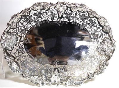 Lot 2252 - An Elizabeth II Silver Oval Dish, Elkington & Co, Sheffield 1967, with pierced fruiting vine border