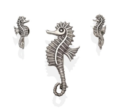 Lot 2006 - A Silver George Tarratt Seahorse Brooch and Earring Suite, Designed by Geoffrey Bellamy, the brooch