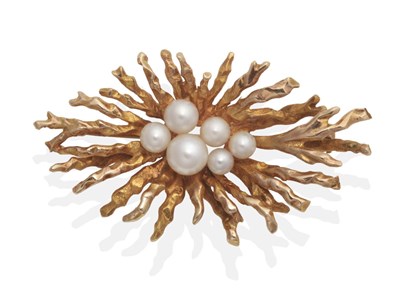 Lot 2076 - A 9 Carat Gold Cultured Pearl Brooch, Possibly by Deakin & Francis, six vari-sized cultured...