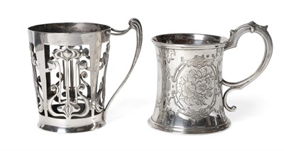 Lot 2217 - An Art Nouveau Silver Tea Glass Holder, Roberts & Belk, Sheffield 1915, the sides pierced with...