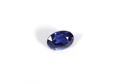 Lot 2168 - A Loose Oval Cut Sapphire, 1.45 carat approximately