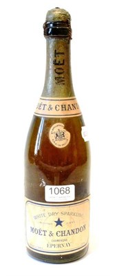 Lot 1068 - Moet & Chandon NV By Appointment to H. M. King George VI, circa 1940's U: 2cm inverted, some...