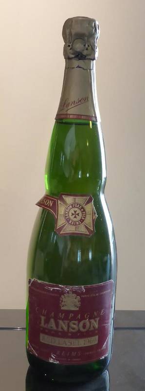 Lot 1064 - Lanson Red Label 1969, vintage champagne  U:1cm inverted