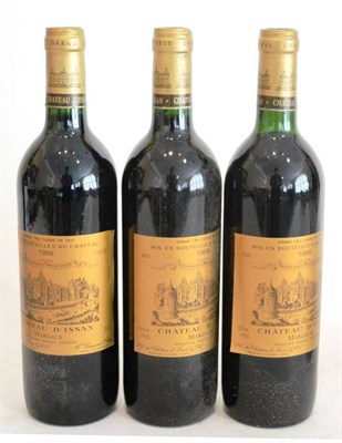 Lot 2020 - Chateau d'Issan 1986, Margaux (x3) (three bottles) U: top shoulder