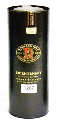 Lot 1287 - Highland Park Bicentenary 1798-1998, Vintage 1977 Reserve, 700ml, 40%, with original tube