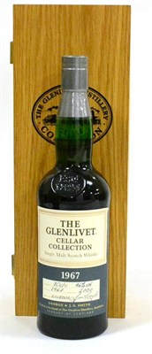 Lot 1326 - The Glenlivet Cellar Collection 33 Year Old 1967, distilled 1967 bottled 2000, sample code 2GC8003